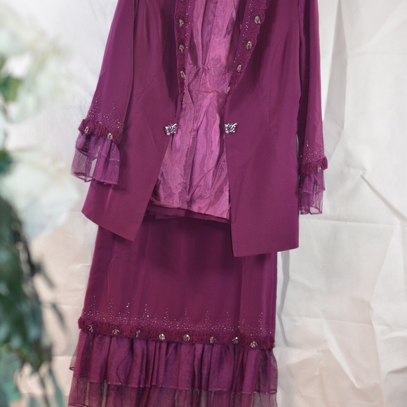 Ben Marc 3 pc Special Occasion/MOB/church Embellished Suit SZ 12 NWT - Picture 16 of 16